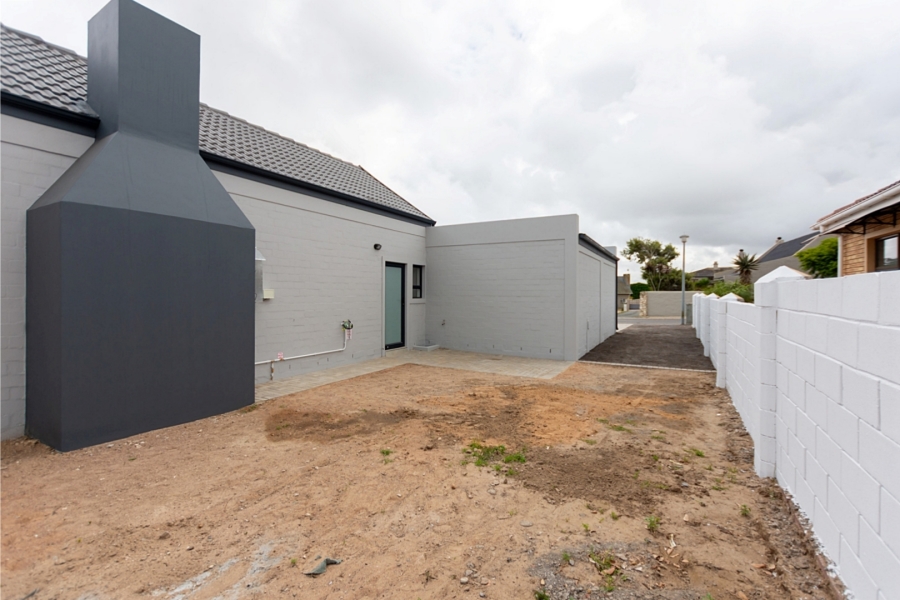 3 Bedroom Property for Sale in Myburgh Park Western Cape